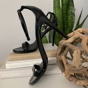 Stiletto Heel - ankle strap with open toe